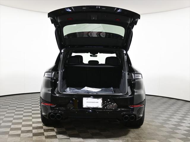 2026 Porsche Cayenne GTS