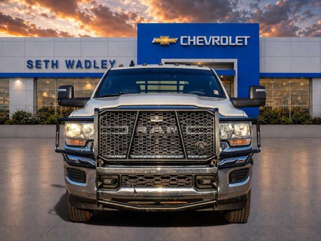 2024 Ram 3500 Tradesman/SLT/Laramie/Limited