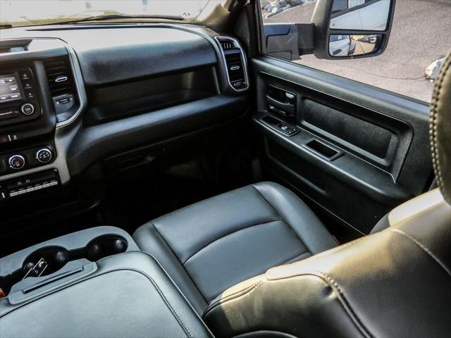 2024 Ram 3500 Tradesman/SLT/Laramie/Limited