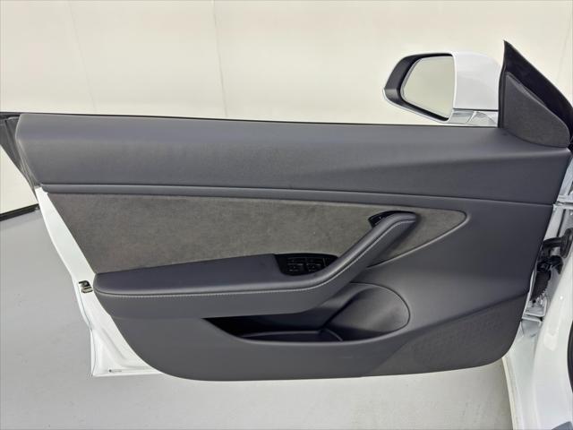 2019 Tesla Model 3 Mid Range