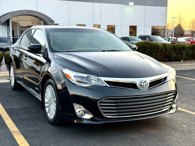 2014 Toyota Avalon Hybrid Limited for sale in Naperville, IL