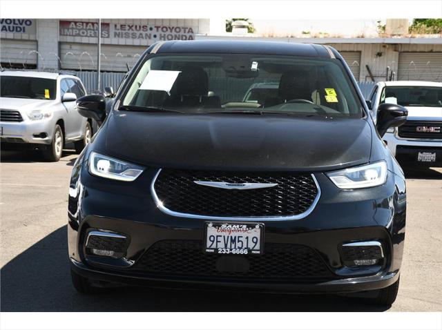 2023 Chrysler Pacifica Hybrid Touring L