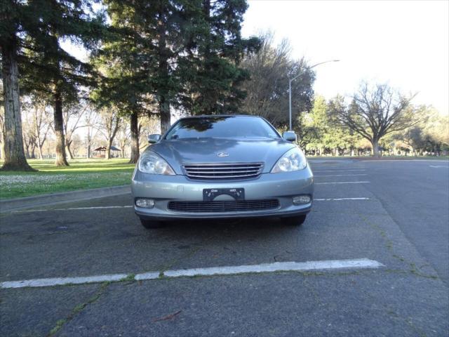 2002 Lexus ES 300 Base 4dr Sedan
