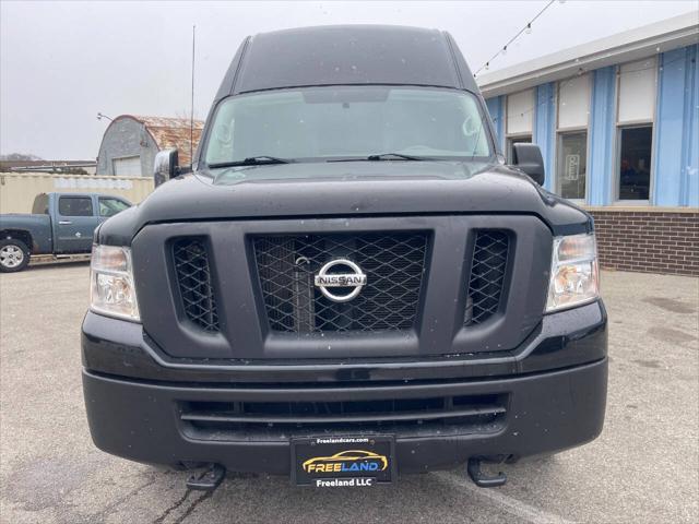 2016 Nissan 3500 S V8