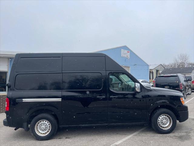 2016 Nissan 3500 S V8