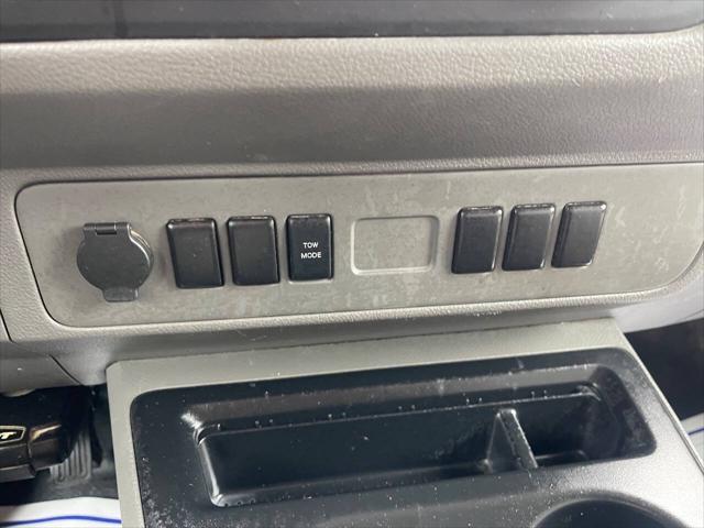 2016 Nissan 3500 S V8