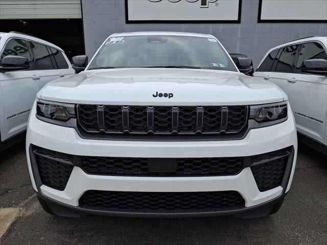 2026 Jeep Grand Cherokee L Altitude 4x4