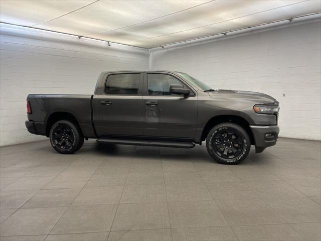 2026 RAM Ram 1500 RAM 1500 EXPRESS CREW CAB 4X4 57 BOX