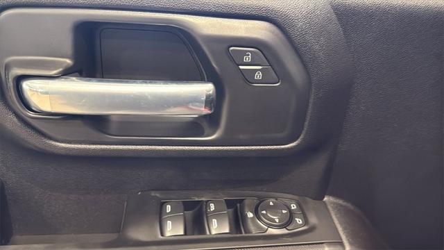 2026 GMC Sierra 2500HD Crew Cab, Standard Bed, Pro, 4WD