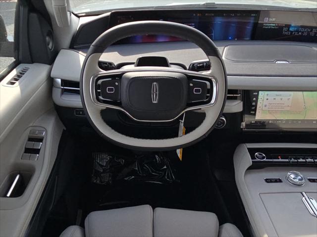 2026 Lincoln Navigator Premiere