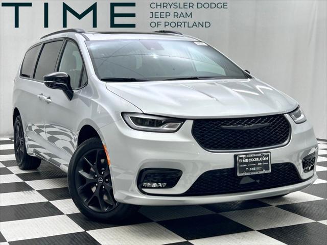 2026 Chrysler Pacifica Limited AWD for sale in Portland, OR