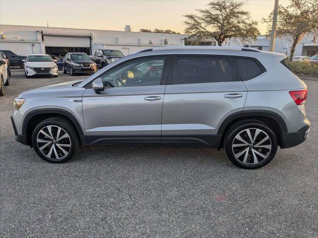 2024 Volkswagen Taos 1.5T SE