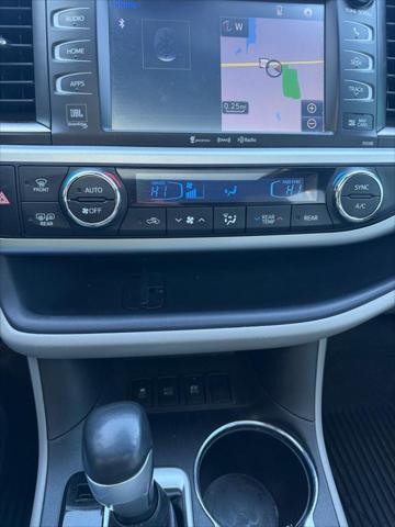2018 Toyota Highlander Hybrid Unknown