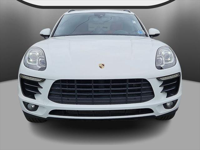 2018 Porsche Macan Base 2018 Porsche Macan Base