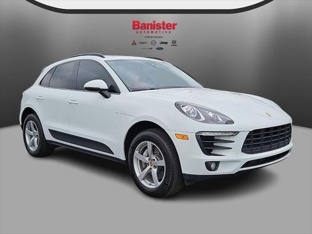 2018 Porsche Macan Base 2018 Porsche Macan Base