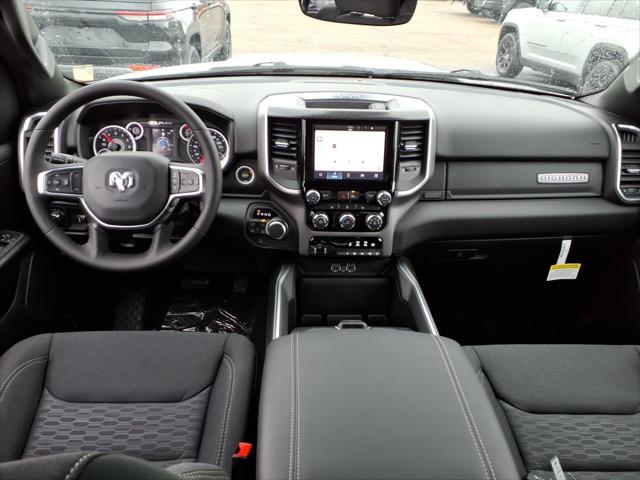 2026 Ram 1500 Big Horn Crew Cab 4x4 5'7" Box