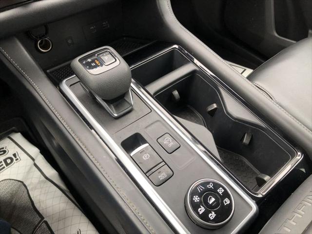 2024 Nissan Pathfinder SL 4WD