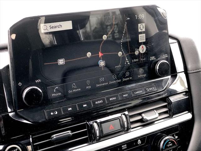 2024 Nissan Pathfinder SL 4WD