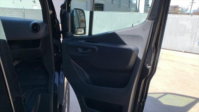 2025 Mercedes-Benz Sprinter 2500 Standard Roof 4-Cyl Diesel HO
