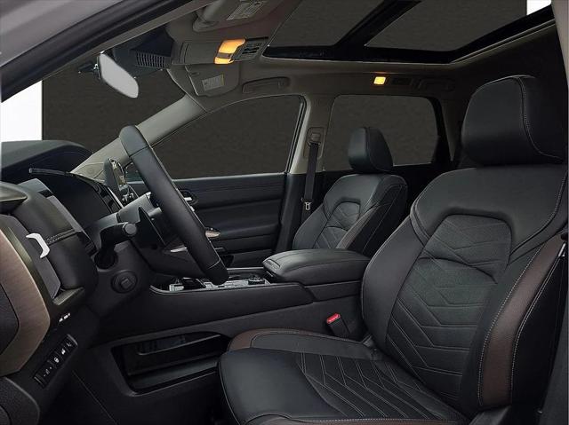2025 Nissan Pathfinder Platinum 4WD