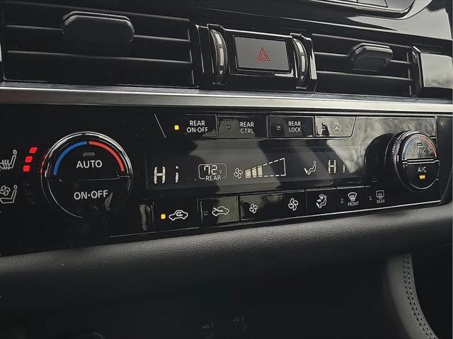 2025 Nissan Pathfinder Platinum 4WD