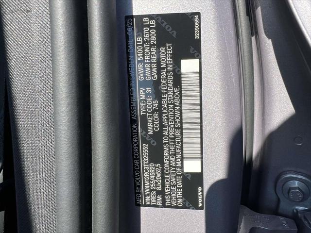 2026 Volvo XC60 B5 Plus