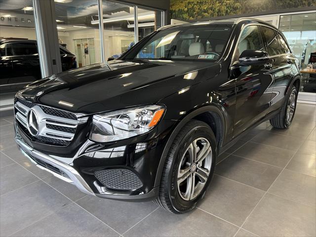 2017 Mercedes-Benz GLC 300 4MATIC 2017 Mercedes-Benz GLC 300 4MATIC