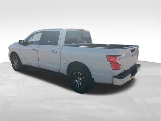 2021 Nissan Titan Crew Cab SV 4x2