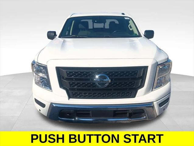 2021 Nissan Titan Crew Cab SV 4x2