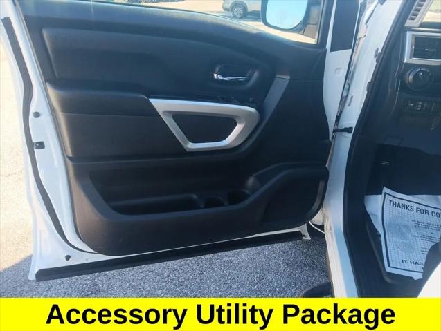 2021 Nissan Titan Crew Cab SV 4x2
