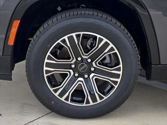 2026 Jeep Grand Wagoneer L 4x2