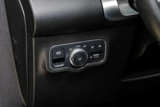 2023 Mercedes-Benz GLB GLB 250