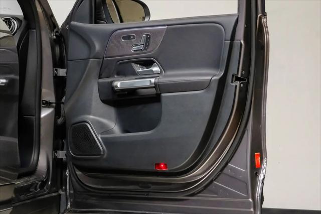 2023 Mercedes-Benz GLB GLB 250