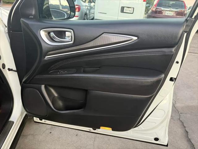 2020 INFINITI QX60 LUXE