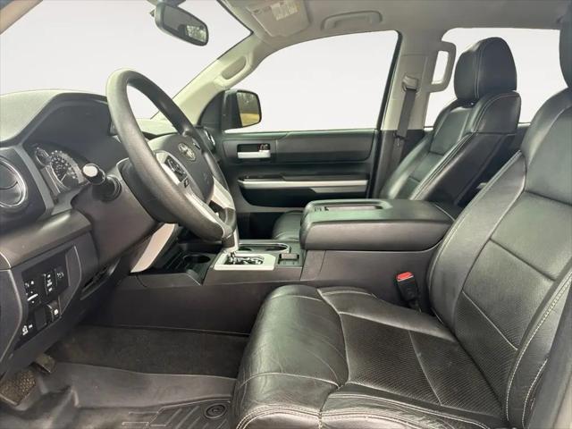 2017 Toyota Tundra SR5 5.7L V8