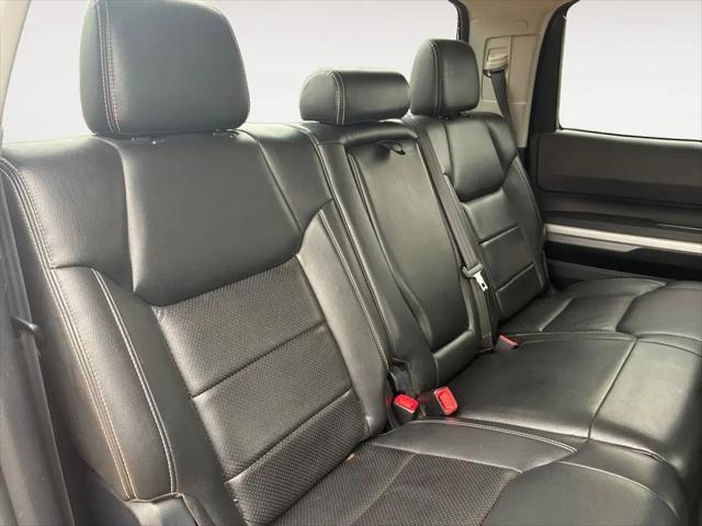 2017 Toyota Tundra SR5 5.7L V8