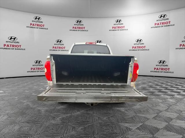 2017 Toyota Tundra SR5 5.7L V8