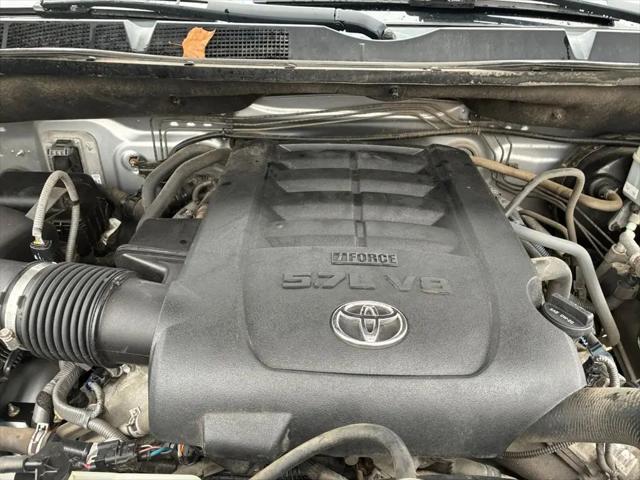 2017 Toyota Tundra SR5 5.7L V8