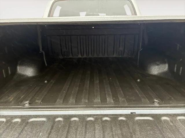 2017 Toyota Tundra SR5 5.7L V8