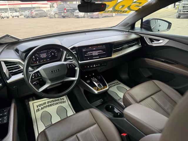 2022 Audi e-tron Premium Plus 50 quattro