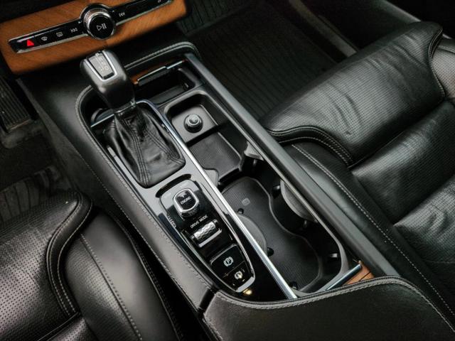 2016 Volvo XC90 T6 Inscription