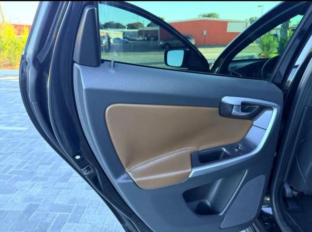 2015 Volvo XC60 T5 Premier