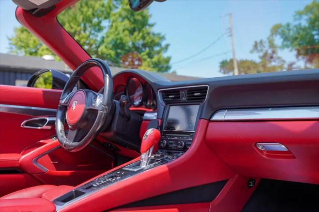 2014 Porsche 911 Carrera 4S