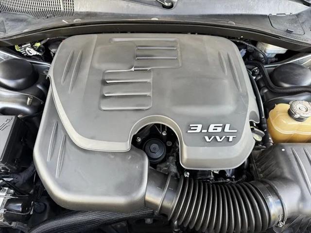 2011 Dodge Charger Base
