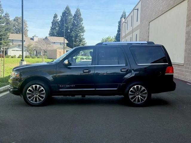 2015 Lincoln Navigator Base
