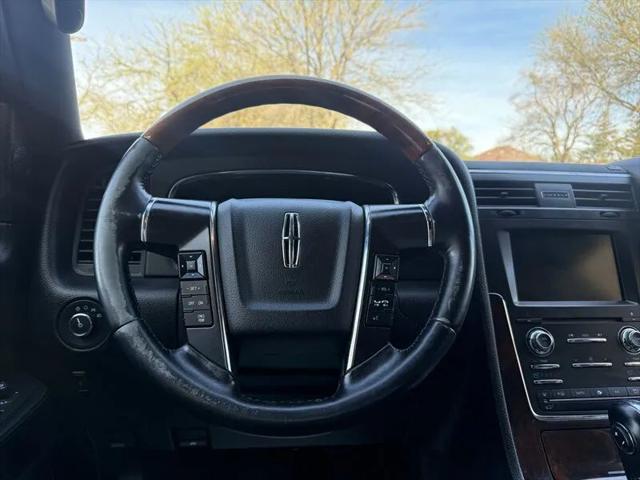 2015 Lincoln Navigator Base