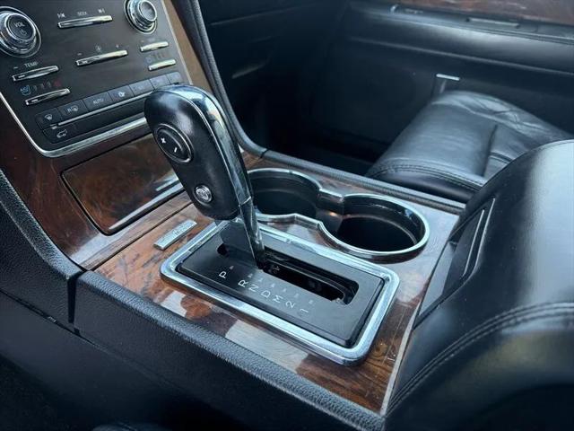 2015 Lincoln Navigator Base