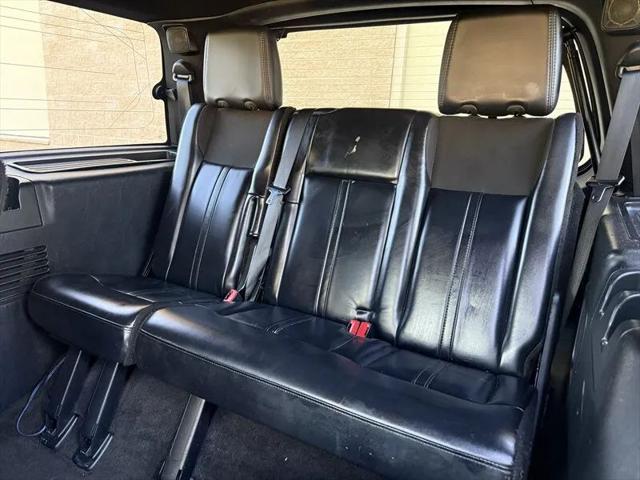 2015 Lincoln Navigator Base