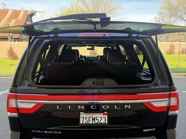 2015 Lincoln Navigator Base