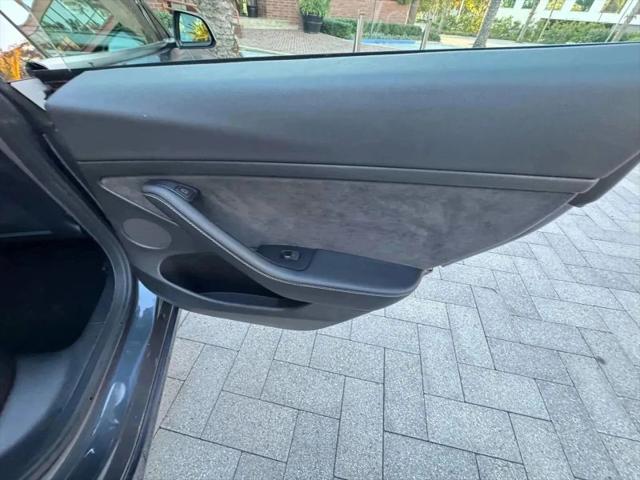 2021 Tesla Model 3 Standard Range Plus Rear-Wheel Drive
